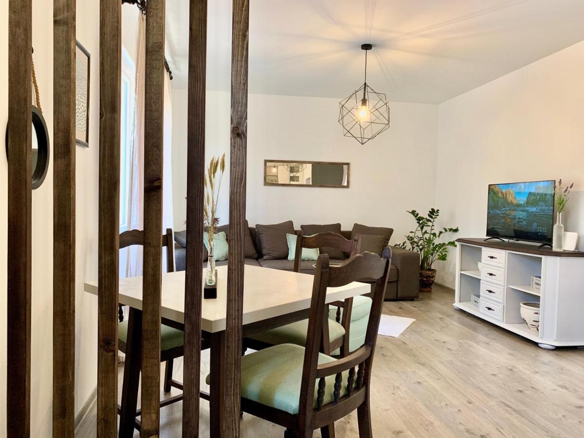 W Apartments كوتور المظهر الخارجي الصورة