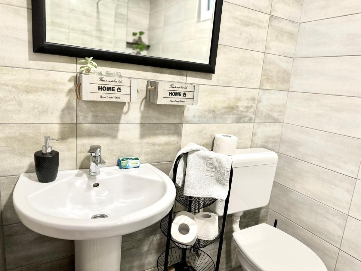W Apartments كوتور المظهر الخارجي الصورة